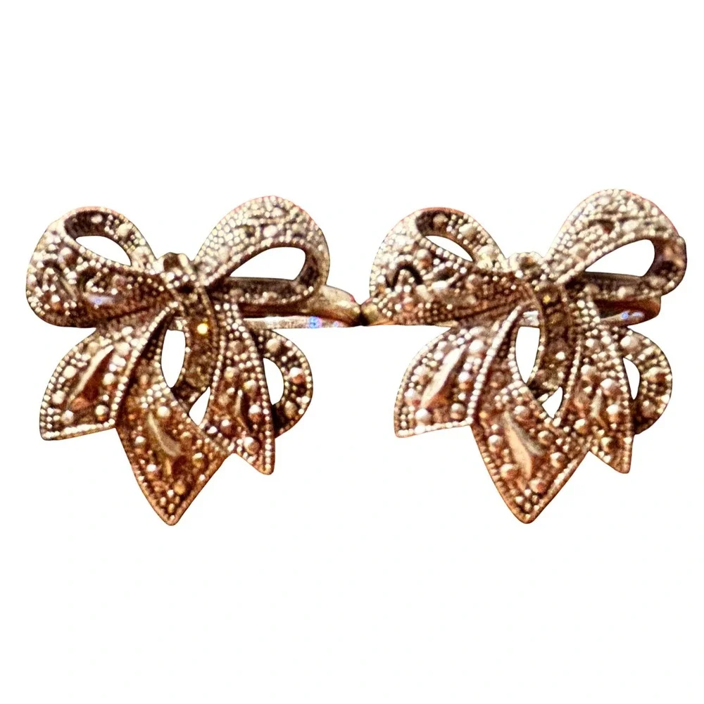 Set of 11 Silver Tone Bow Leaf Design Napkin Rings Holders Elegant Table Decor‎